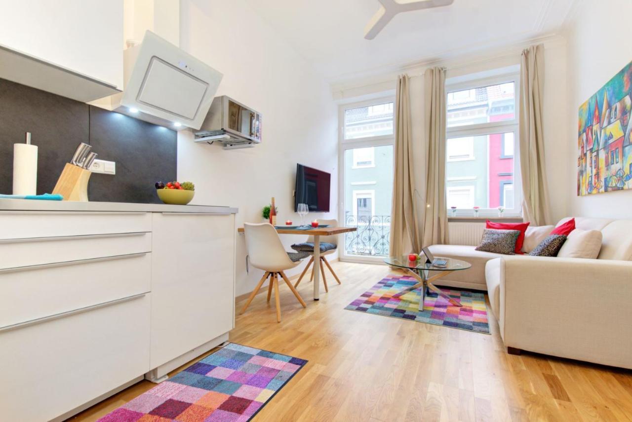 Altbaucharme In Der Stadtmitte Lägenhet Karlsruhe Exteriör bild
